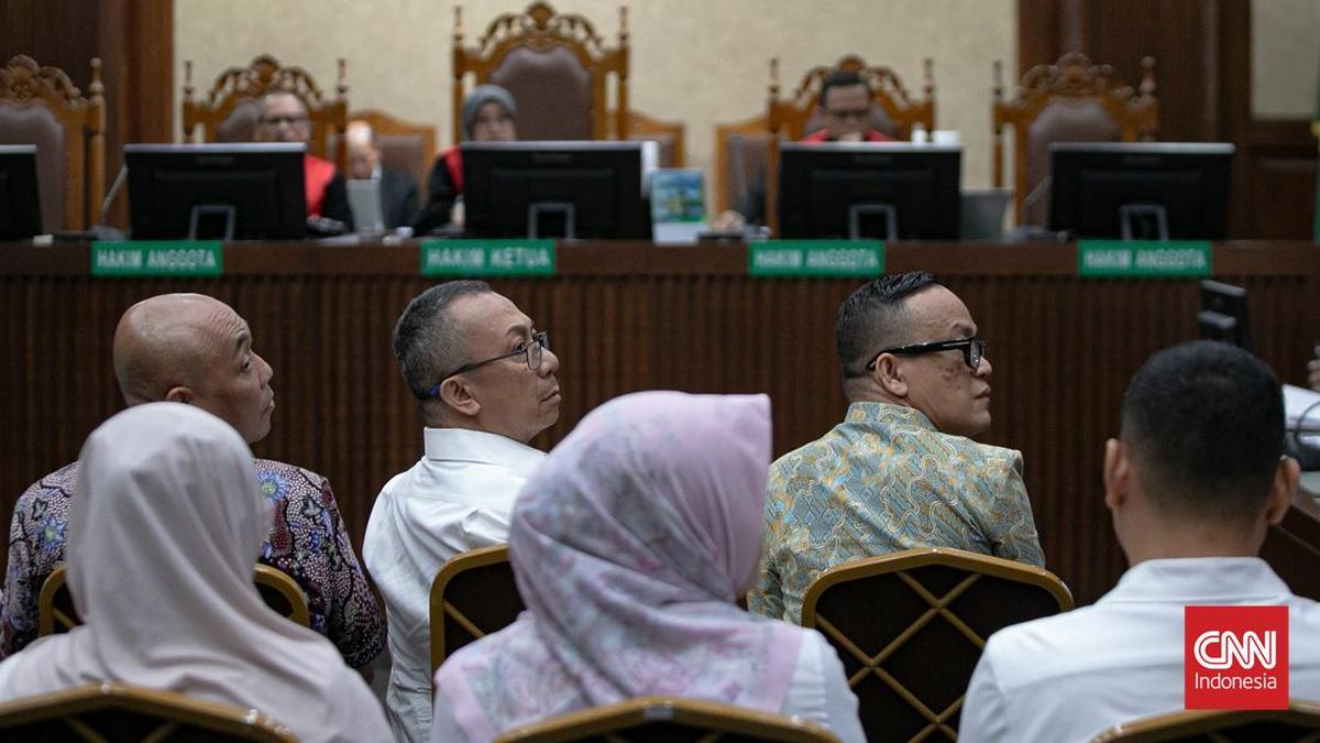 Witness at Noel's Trial Admits Receiving Rp 65 Million in 'Thank You' Money