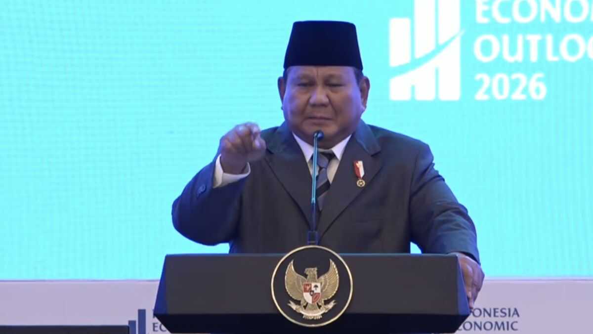 Prabowo Quips: Maybe We Need a Little Authoritarianism Too