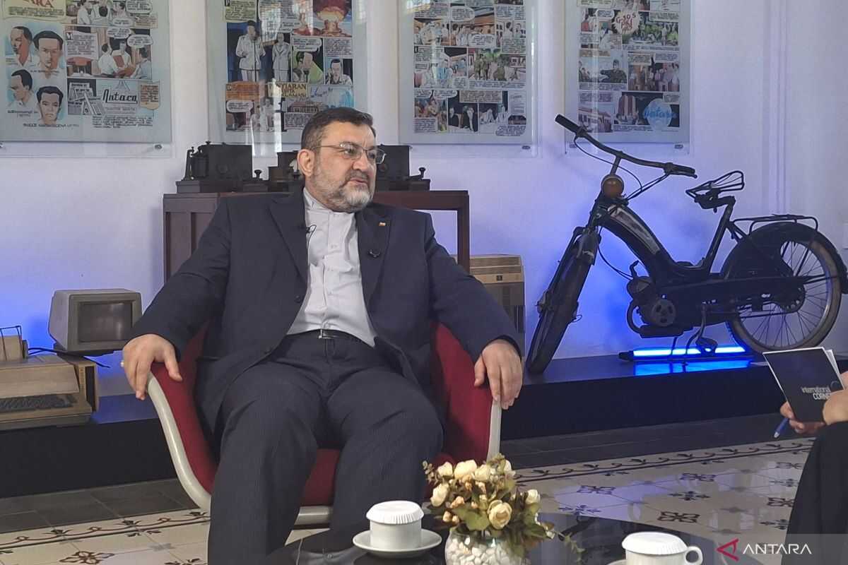 Iran urges D8 members support Palestinian economy, sanction for Israel