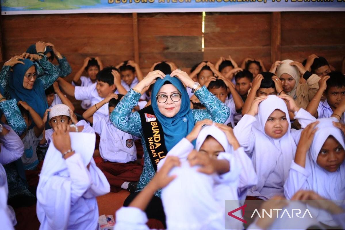 Nagan Raya PKK Provides Trauma Healing for Elementary Students at Disaster Site