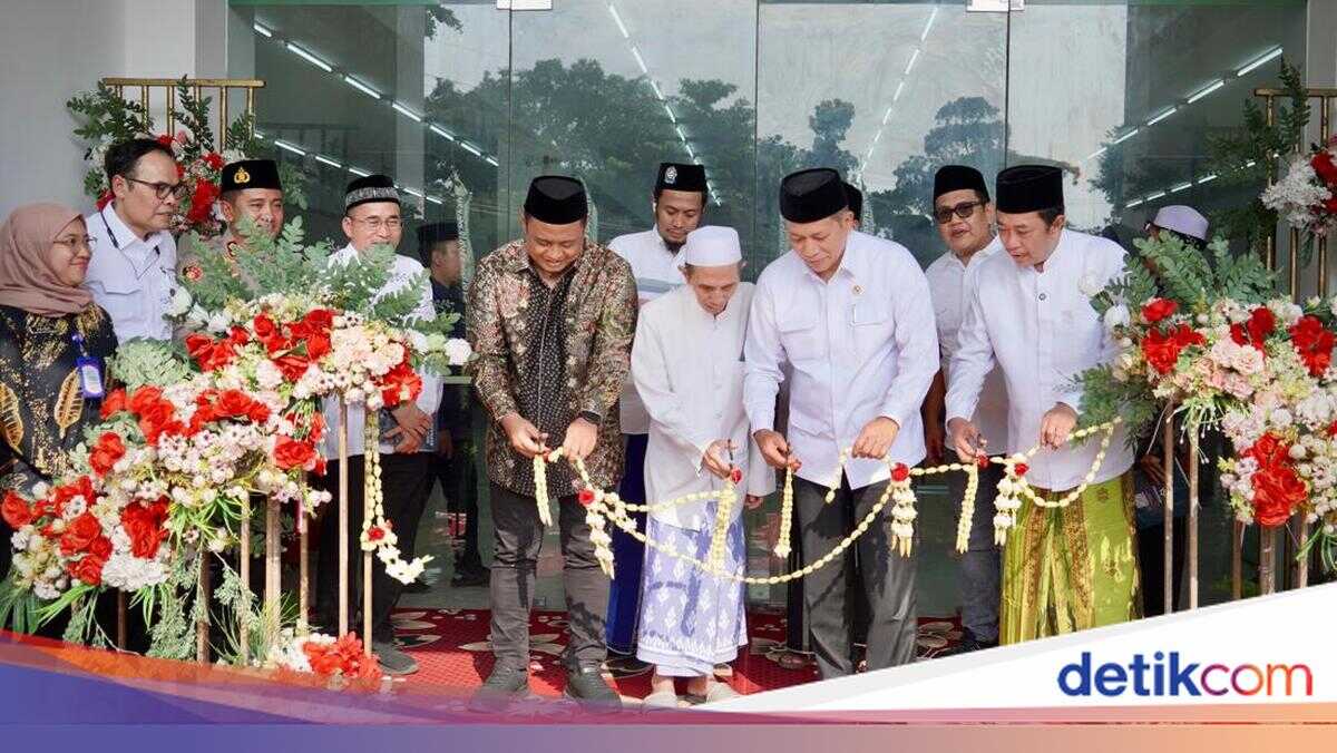 Strengthening Kopdes Merah Putih, Minister of Cooperatives Officially Opens Torasera Nurja Berkah