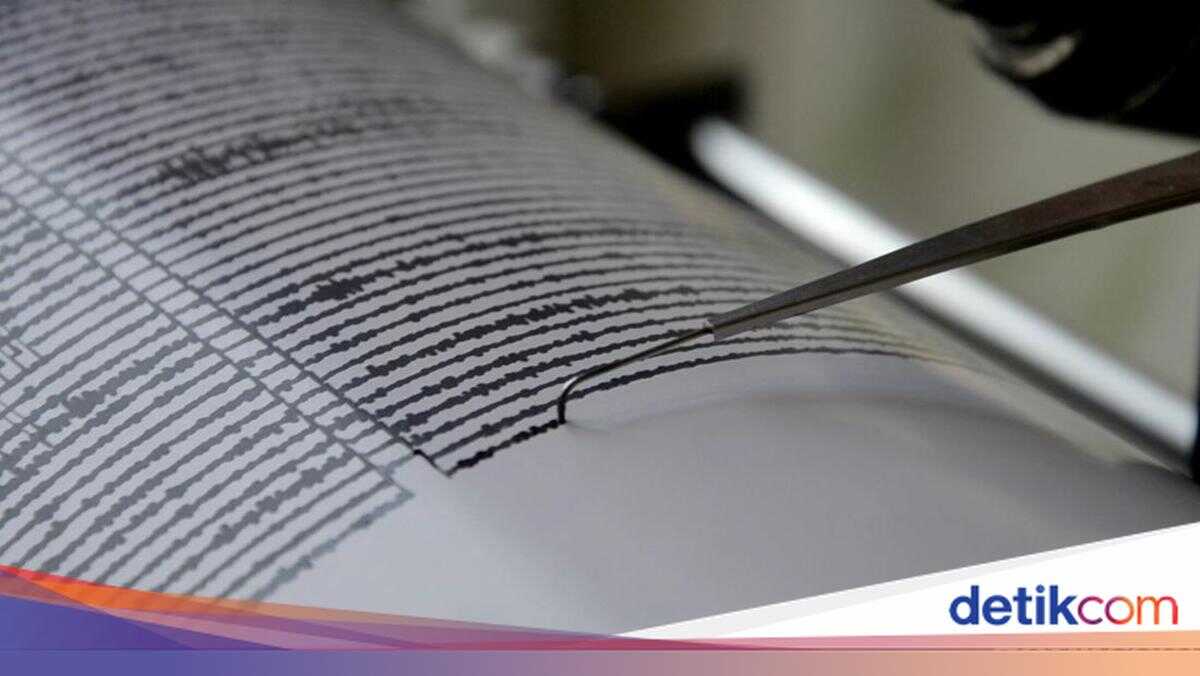 Magnitude 2.5 Earthquake Strikes Sukabumi City