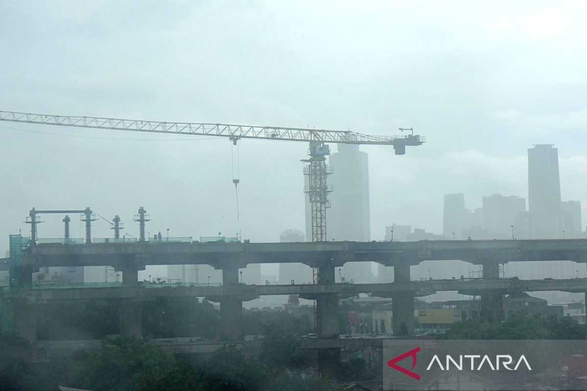 Parts of Jakarta Expected to See Rain from Monday Afternoon to Evening
