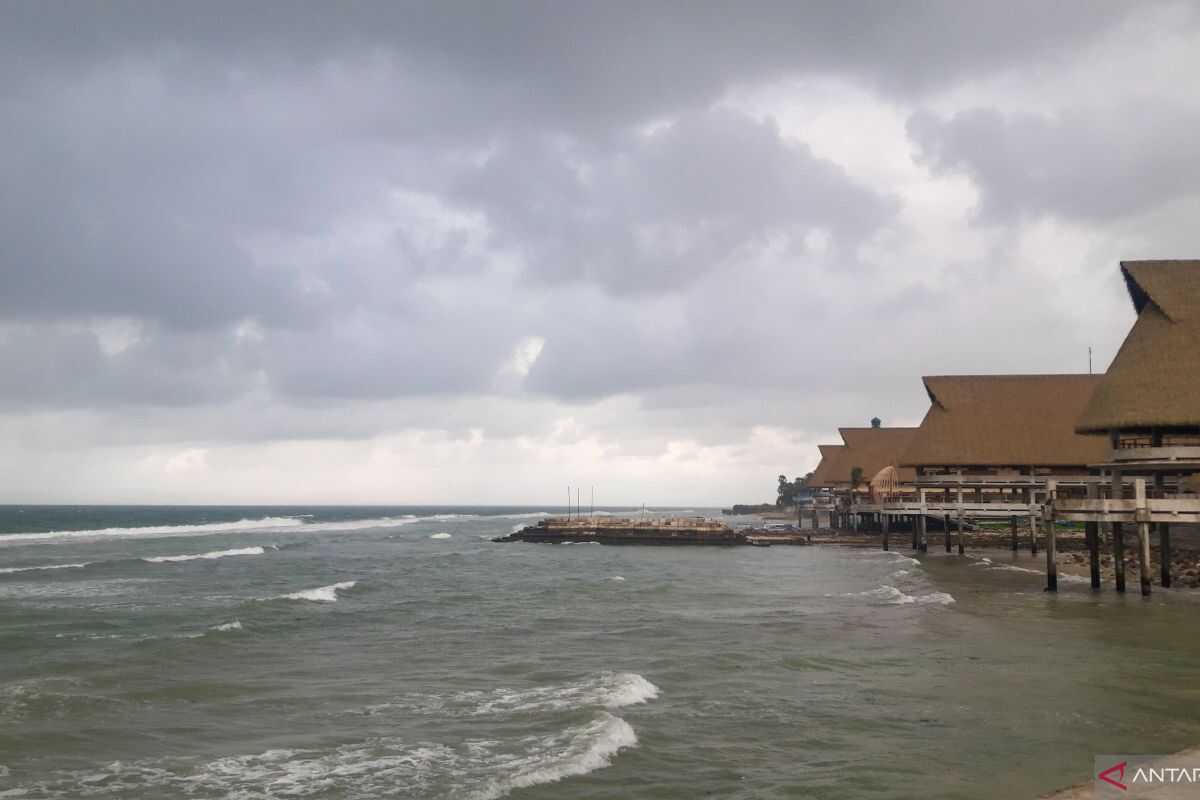 BMKG: Beware of 2.5-Metre Waves in NTT Waters Until 19 February 2026