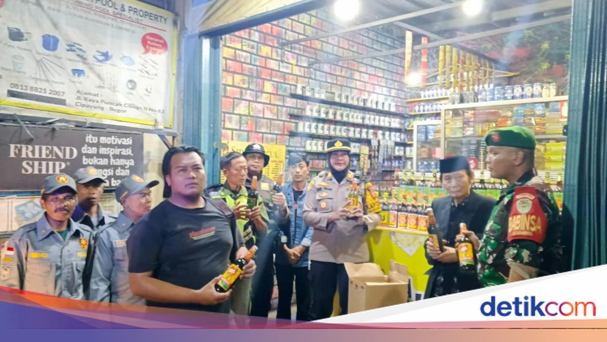 Police Seize 50 Bottles in Illegal Alcohol Raid in Bogor's Puncak Area Ahead of Ramadan