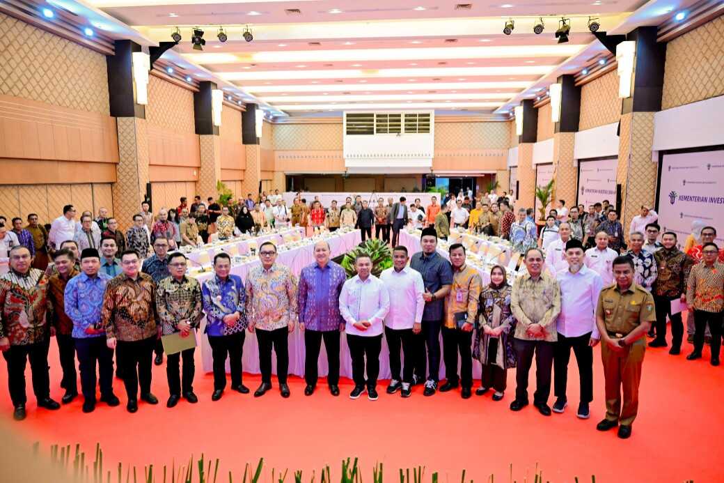 Bengkalis Regent and Riau Regional Leaders Meet Investment Minister to Accelerate Development