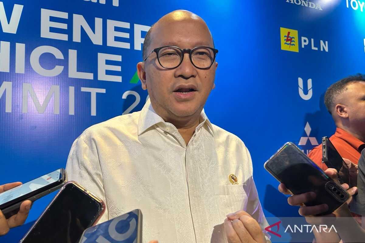 Government Revises Regulations to Allow Third Parties to Build EV Charging Stations Across Indonesia