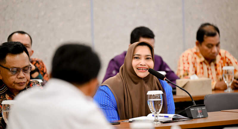 Riau Governor and Regents Meet Investment Minister to Accelerate Regional Development