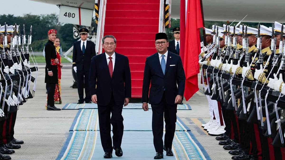 Investment Minister Rosan Welcomes Chinese PM Li Qiang's Arrival