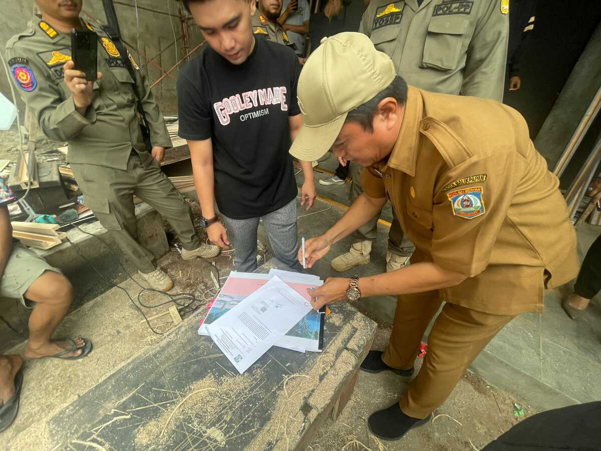 Balikpapan Environmental Agency to Verify Nightclub's Permits Amid Licensing Controversy