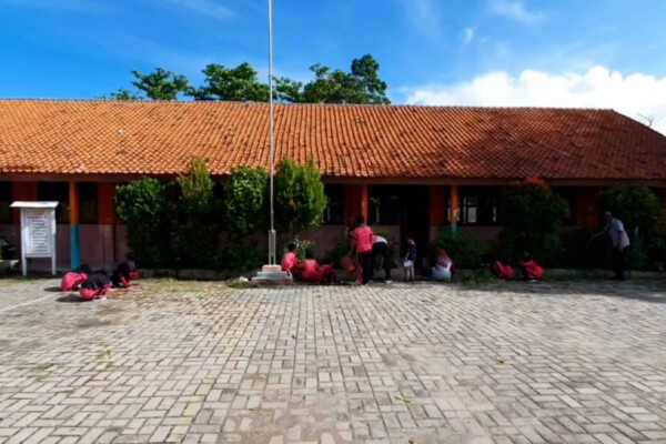 Cilegon Primary School to Close Due to Declining Enrolment and Industrial Expansion