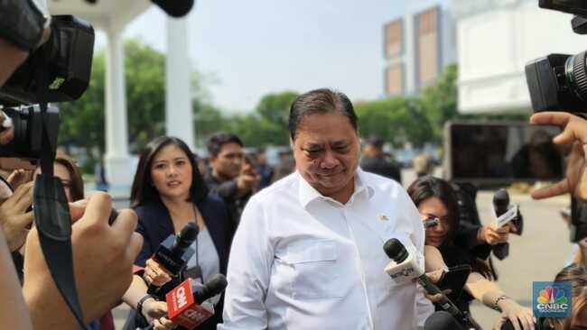 President Prabowo Summons Ministers for Meeting on Special Economic Zones and 2026 State Budget