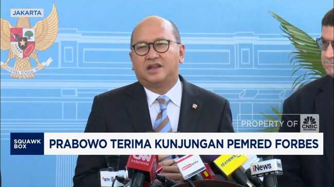 President Prabowo Receives Forbes Chairman Steve Forbes at State Palace