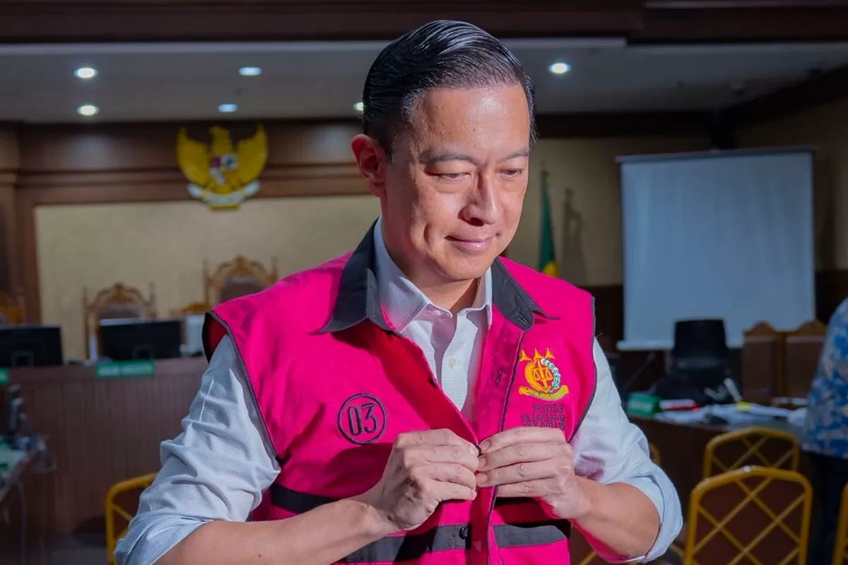 Profile: Tom Lembong, Former Trade Minister Sentenced in Sugar Import Corruption Case