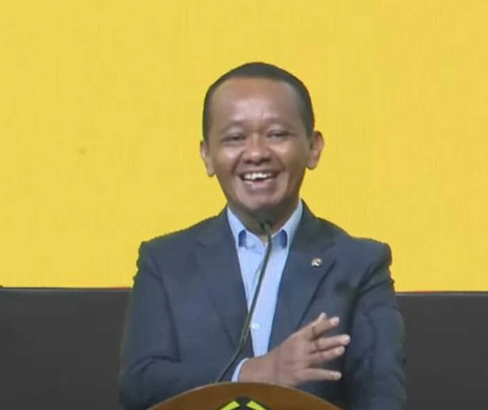 Energy Minister Bahlil Declares Readiness to Run for Papua Legislative Seat in 2029 Election