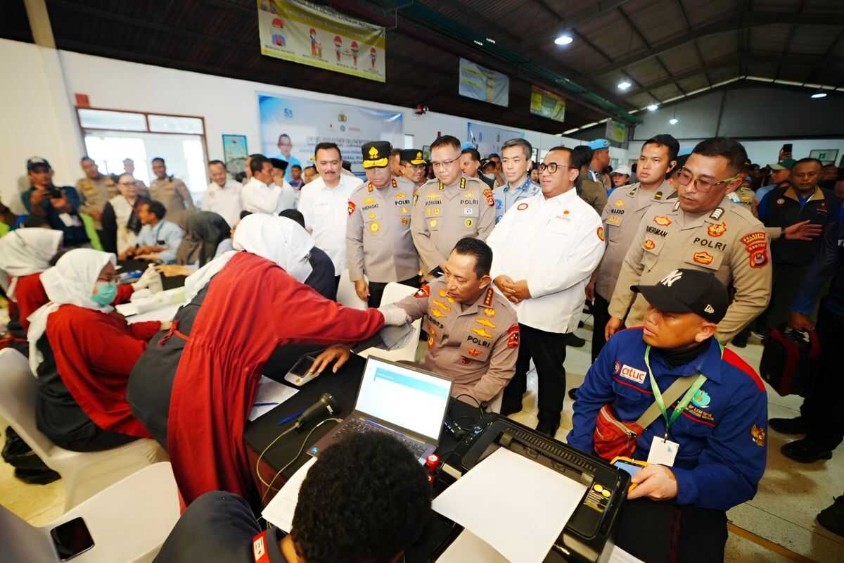 National Police Chief Donates Blood at KSPSI's 53rd Anniversary Celebration