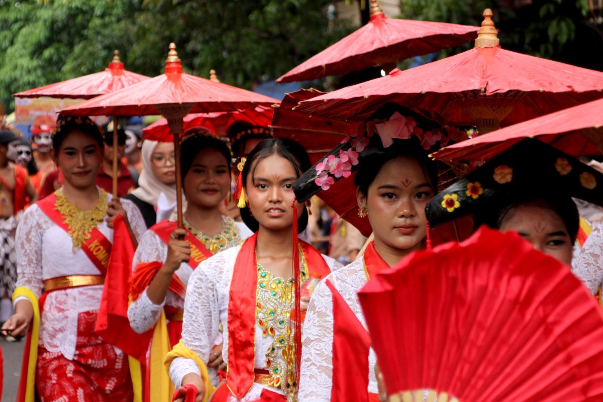 Grebeg Sudiro: Symbol of Javanese and Chinese Cultural Acculturation in Solo