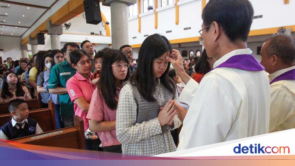 Take Note! Ash Wednesday 2026 Mass Schedule at Jakarta Cathedral
