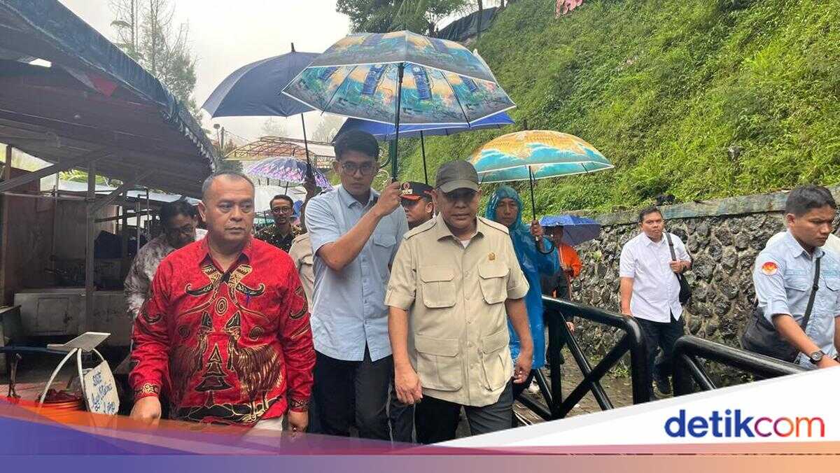 MPR Chairman Muzani Inspects Tegal's Guci Following Flash Floods, Highlights Suspected Deforestation