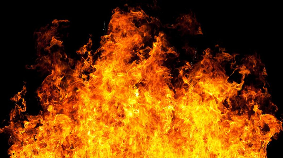 Fire in Makassar: 11 Houses Destroyed, Eight-Year-Old Boy Suffers Burns