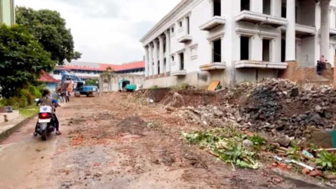 SMPN 182 Had Warned Wall Owner Since December 2025, but Repairs Delayed Due to Being 'Too Busy'