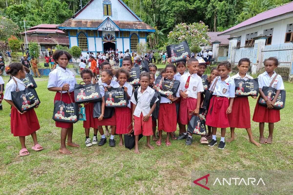 DPD Urges Ministry to Re-verify Data on School Dropouts in Papua