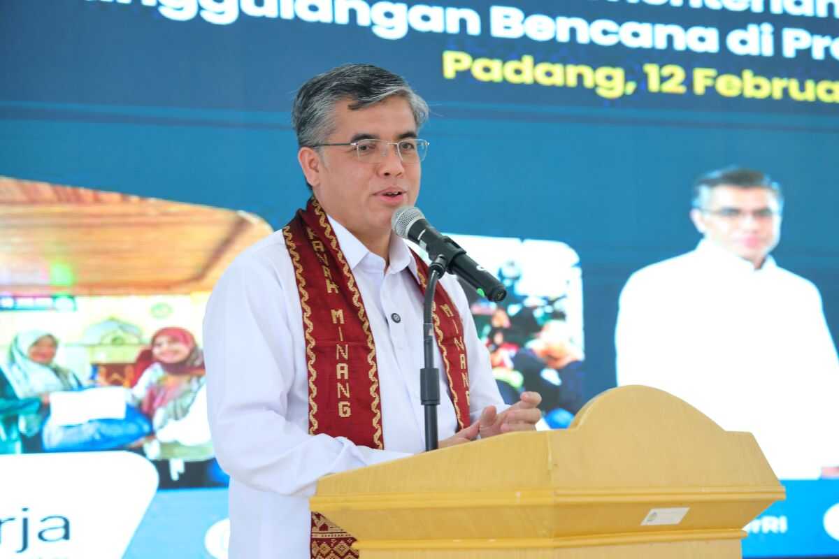 Manpower Minister Urges Labour Unions to Hold Skill Certificates