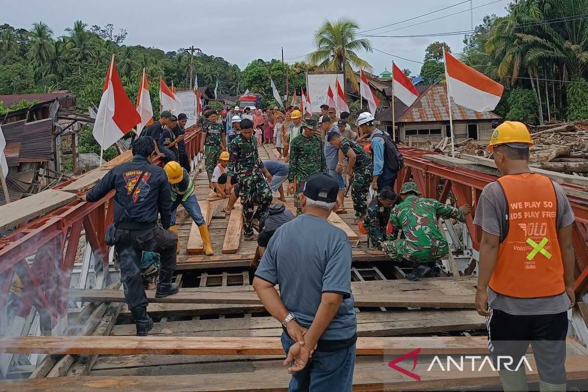 Traffic disrupted as Bailey Bridge Garoga 1 undergoes repairs