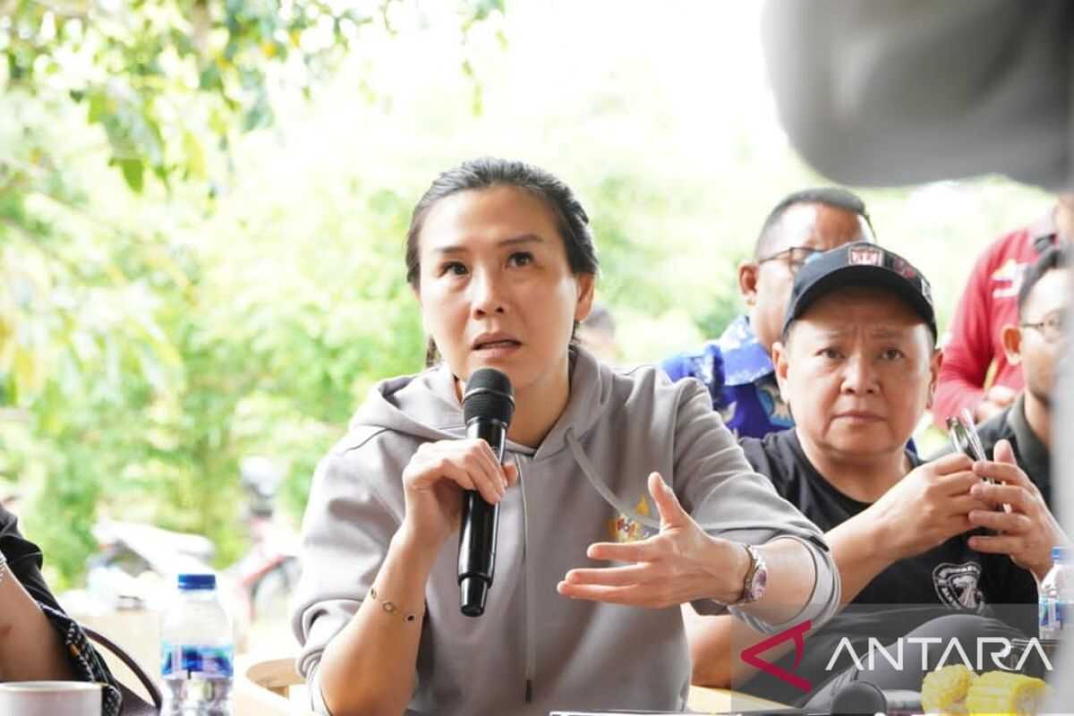 Ministry of Women's Empowerment Pushes for Women's Involvement in Social Forestry Management