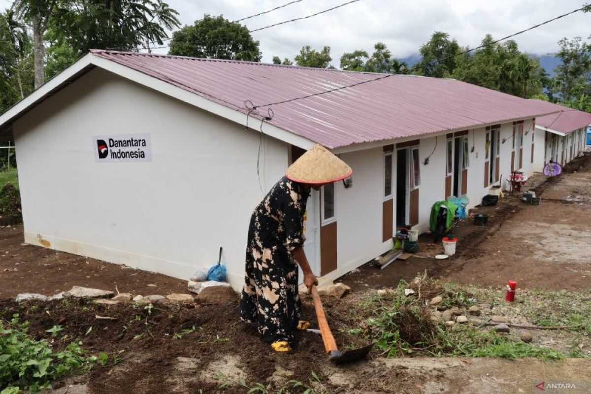 Temporary Shelter Residents Clean Surroundings Ahead of Ramadan 1447 Hijriah