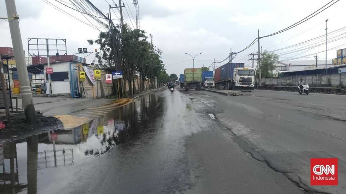 Tidal Flooding on North Coast Recedes, Surabaya-Gresik Traffic Returns to Normal