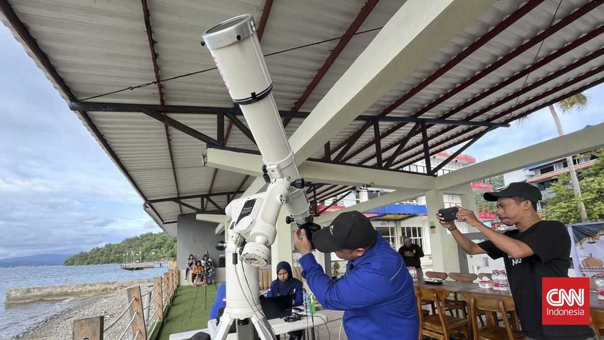 Crescent Moon Not Visible in Ambon, Moon's Position Still Below the Horizon