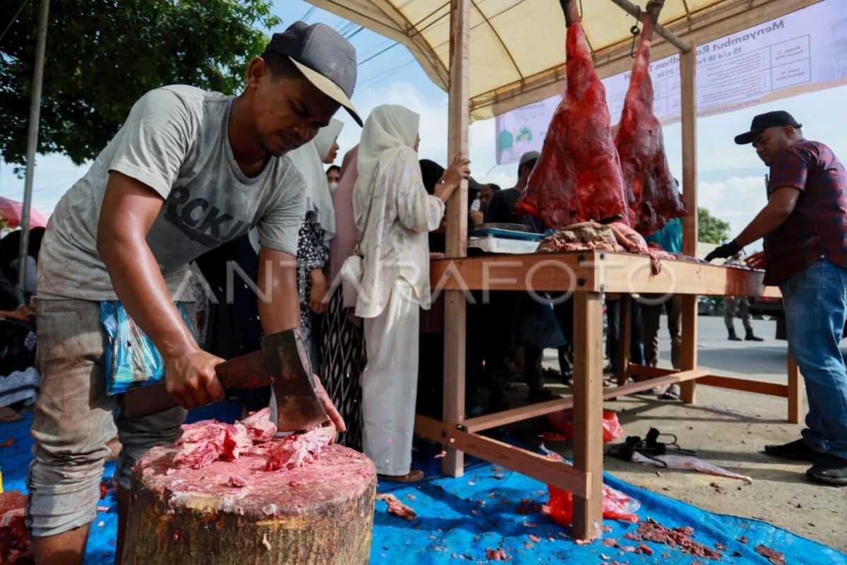 30 Tonnes of Subsidised Meugang Beef Sold Out in Banda Aceh's Affordable Market Programme