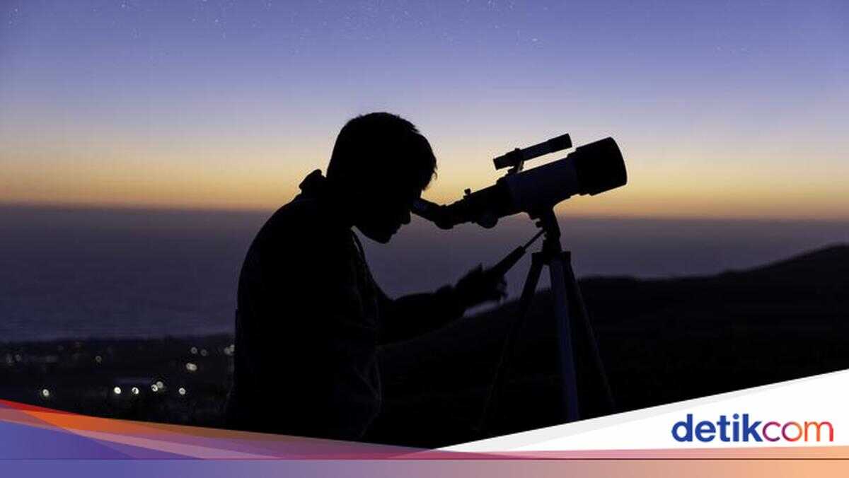 Local Sighting or Global Crescent? Weighing the Start of Ramadan 1447 H