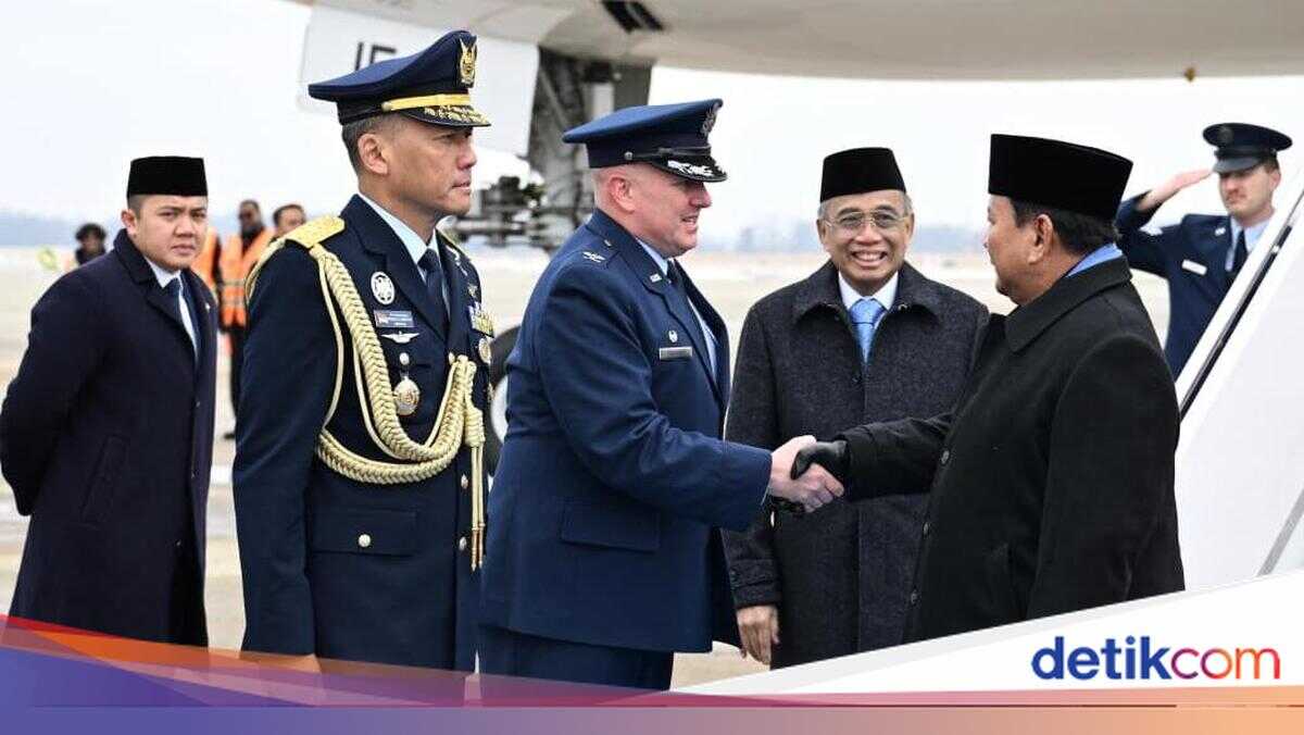 Prabowo Arrives in US, Set to Meet Trump to Discuss Trade Tariffs