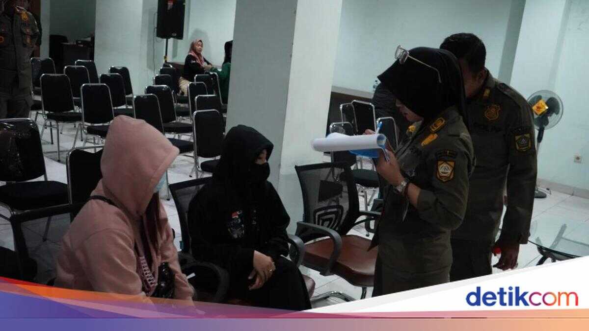 Prostitution Ring Disguised as Massage Parlours Raided in Bogor, Nine Detained