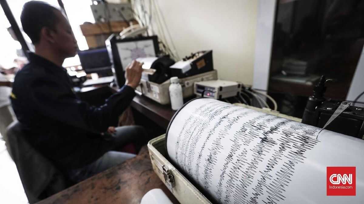 Magnitude 5.7 Earthquake Strikes Southwest Maluku