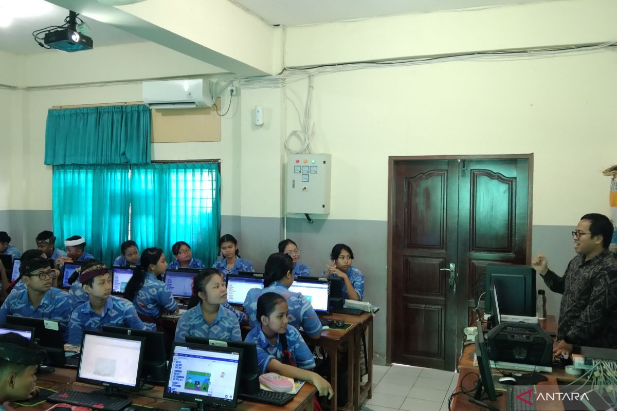 Ministry of Basic and Secondary Education Increases Recipients of Affirmation Programme for Teachers in Remote Areas