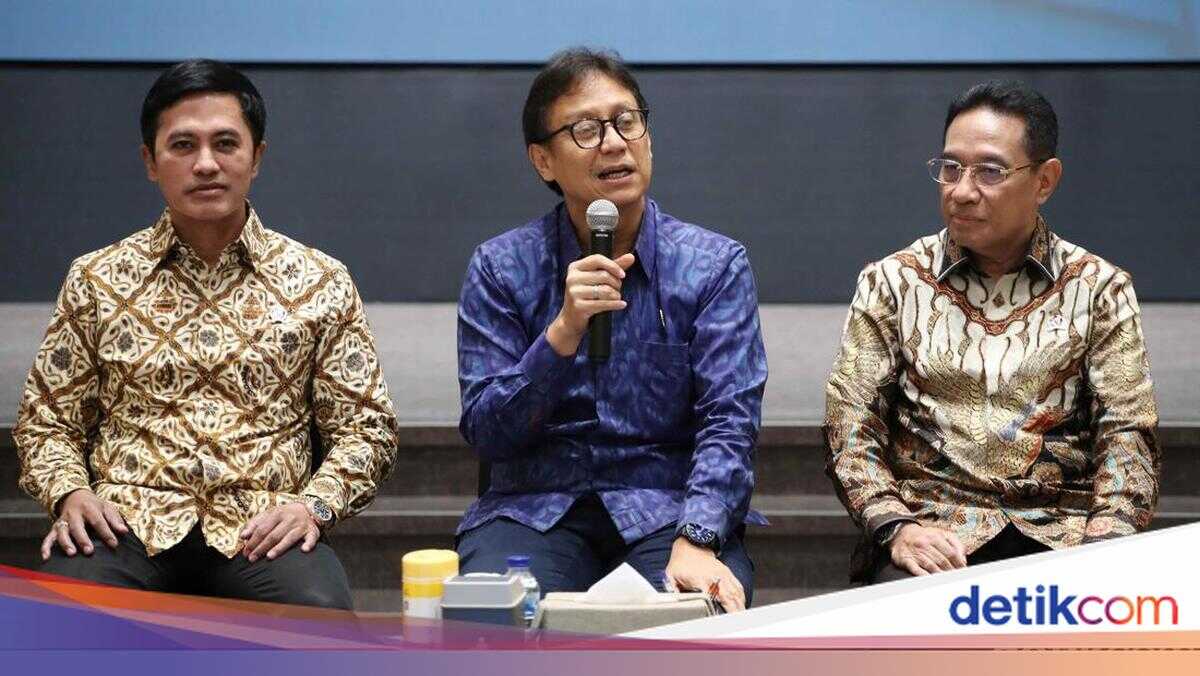 Health Minister Targets Completion of Disaster-Affected Health Facility Repairs in Sumatra by March