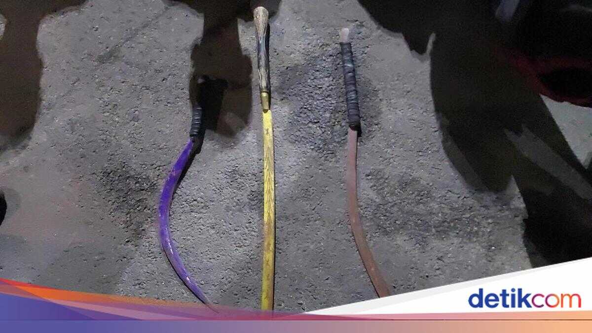 Jakarta Police Anti-Brawl Task Force Arrests Seven Youths, Seizes Bladed Weapons in North Jakarta