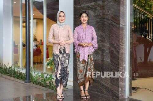 Entering the Tourism Industry with Nothing but a 'Travel Hobby': Survival or Burnout?