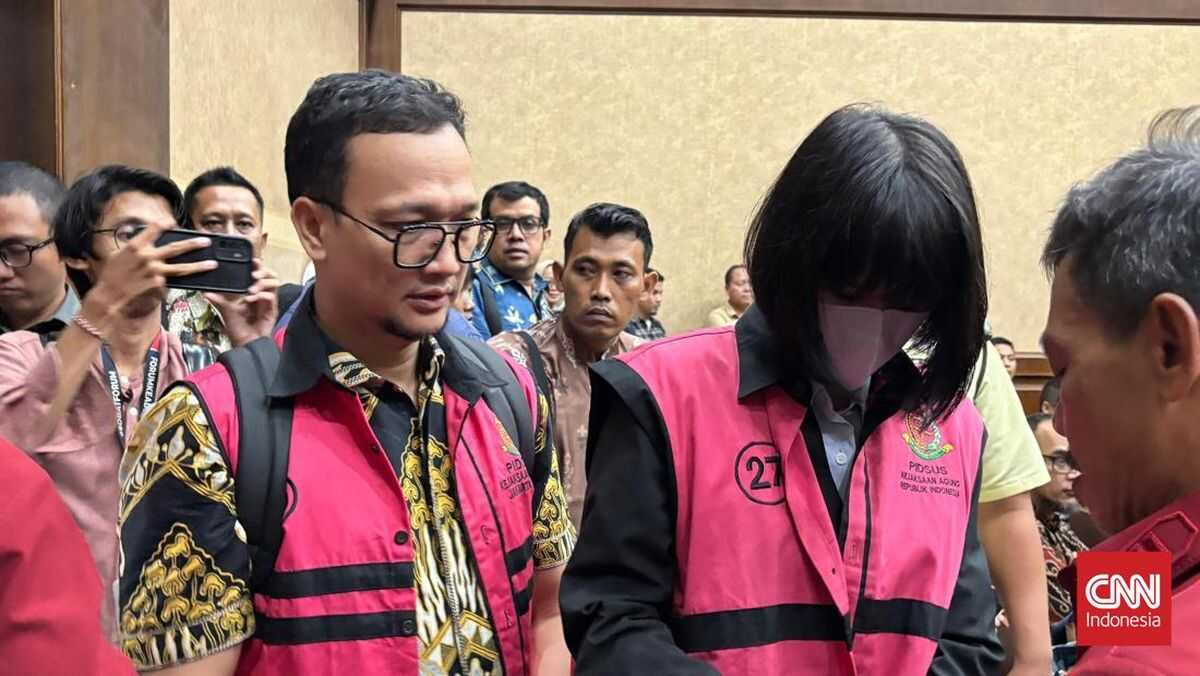 Advocate Junaedi Saibih Faces Nine-Year Prison Sentence and Dismissal from University of Indonesia