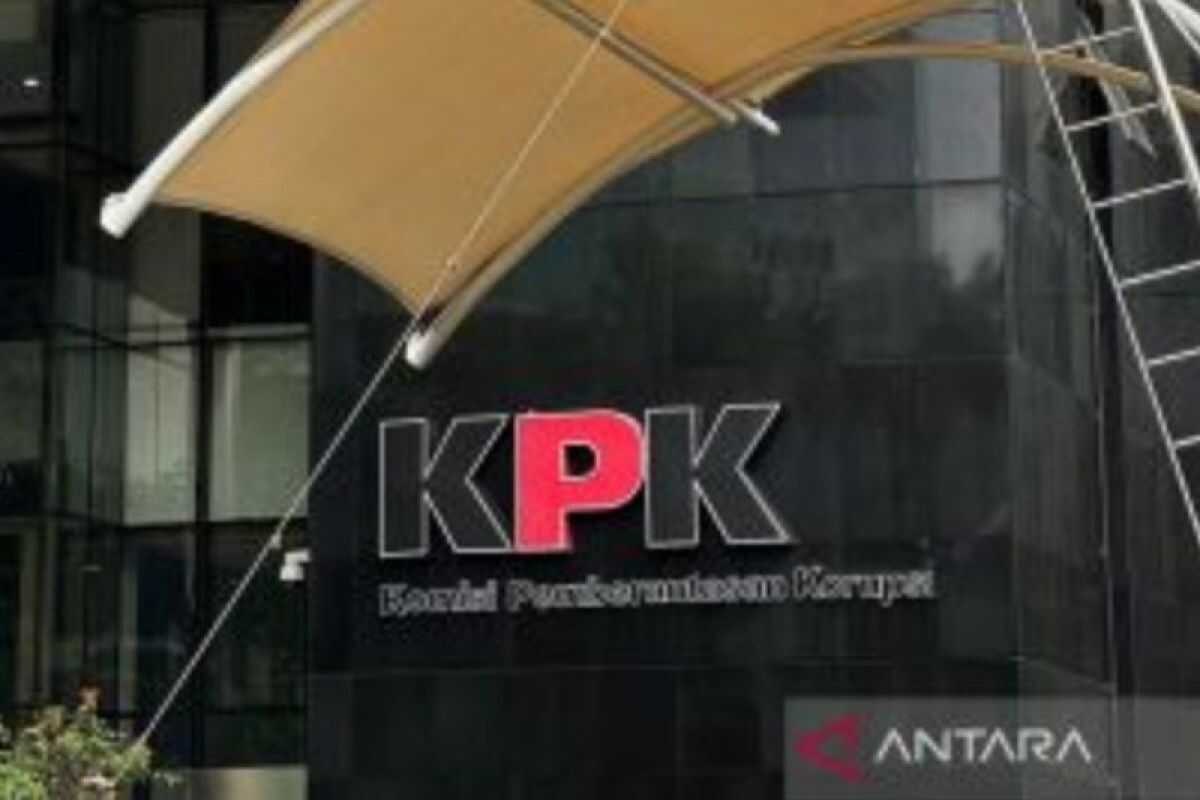 KPK Questions Witness on PT PGN Financial Reports