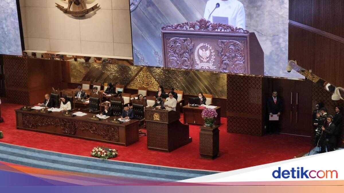 DPR Plenary Session Approves Japan's Patrol Boat Grant Worth 1.9 Billion Yen