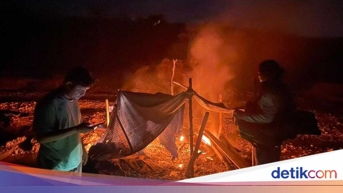 Covert Operation in Kuansing: Police Destroy Six Illegal Gold Mining Rafts