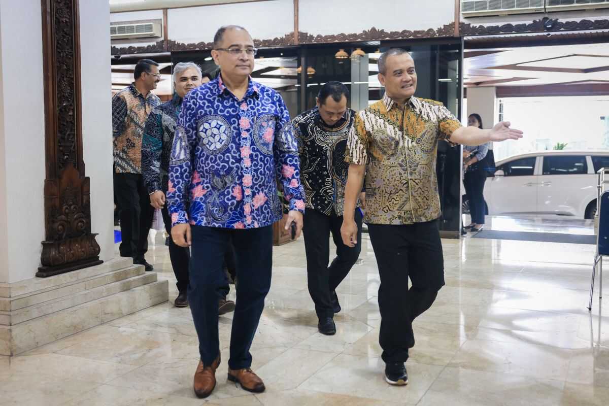 Central Java Governor Offers Investment Opportunities to Indian Ambassador and Business Leaders