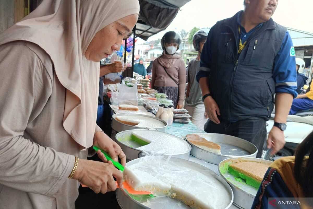 Two Iconic Samarinda Iftar Treats Recognised as National Cultural Heritage
