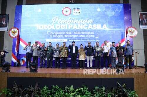 Maintaining Harmony Amid the Torrent of Digital Information