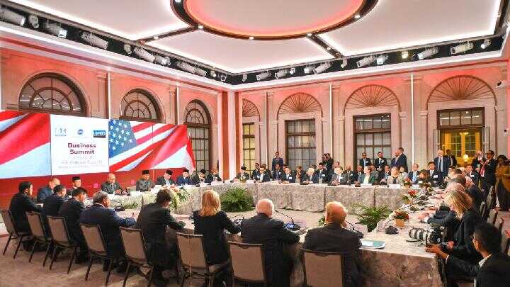 Prabowo Says Indonesia 'Wants More Investment' in Front of US Investors