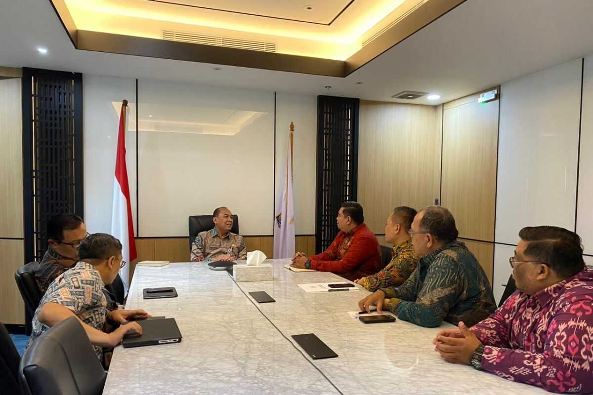 DKI Jakarta Information Commission Reports Goods and Services Disputes Dominate Caseload